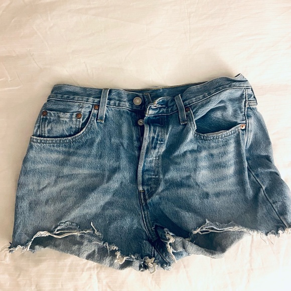 Levi's 501 ORIGINAL SHORT - Picture 2 of 3